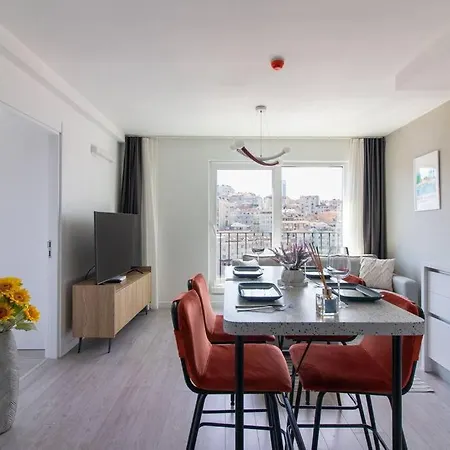 아파트 Compact Charming 2br Flat W / Free Shuttle And Gym #90