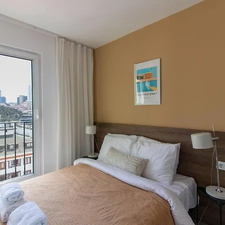 Compact Charming 2br Flat W / Free Shuttle And Gym #90 아파트 이스탄불