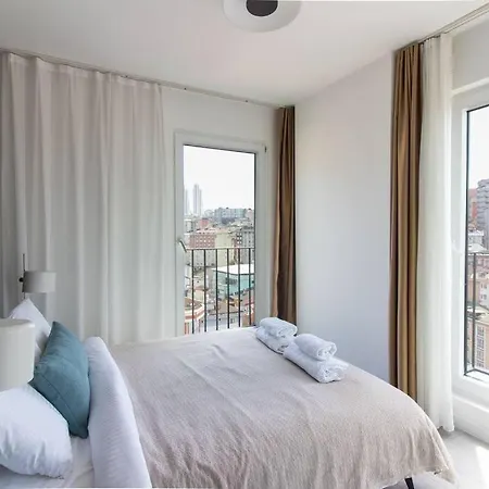아파트 Compact Charming 2br Flat W / Free Shuttle And Gym #90 *